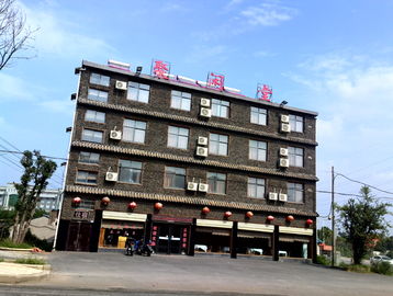 武汉市江夏区江北路聚闲堂酒店
